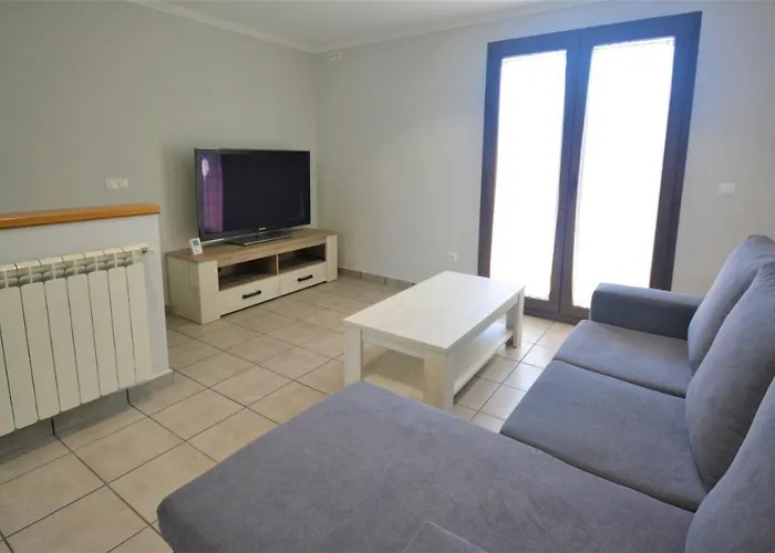 Con Terraza En דירה